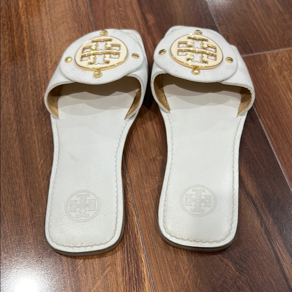 Tory Burch White Slides with Gold Emblem - Picture 2 of 2